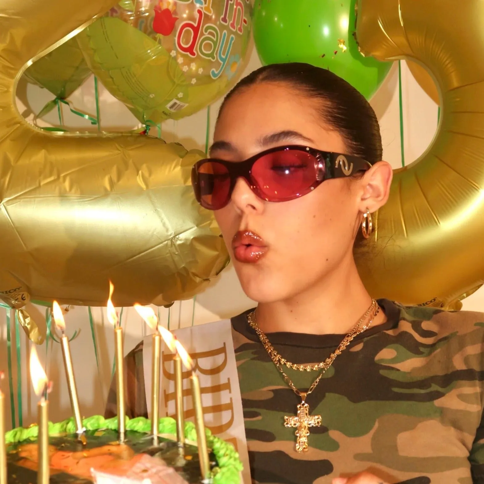 DELUSIONAL Round Y2K Sunglasses