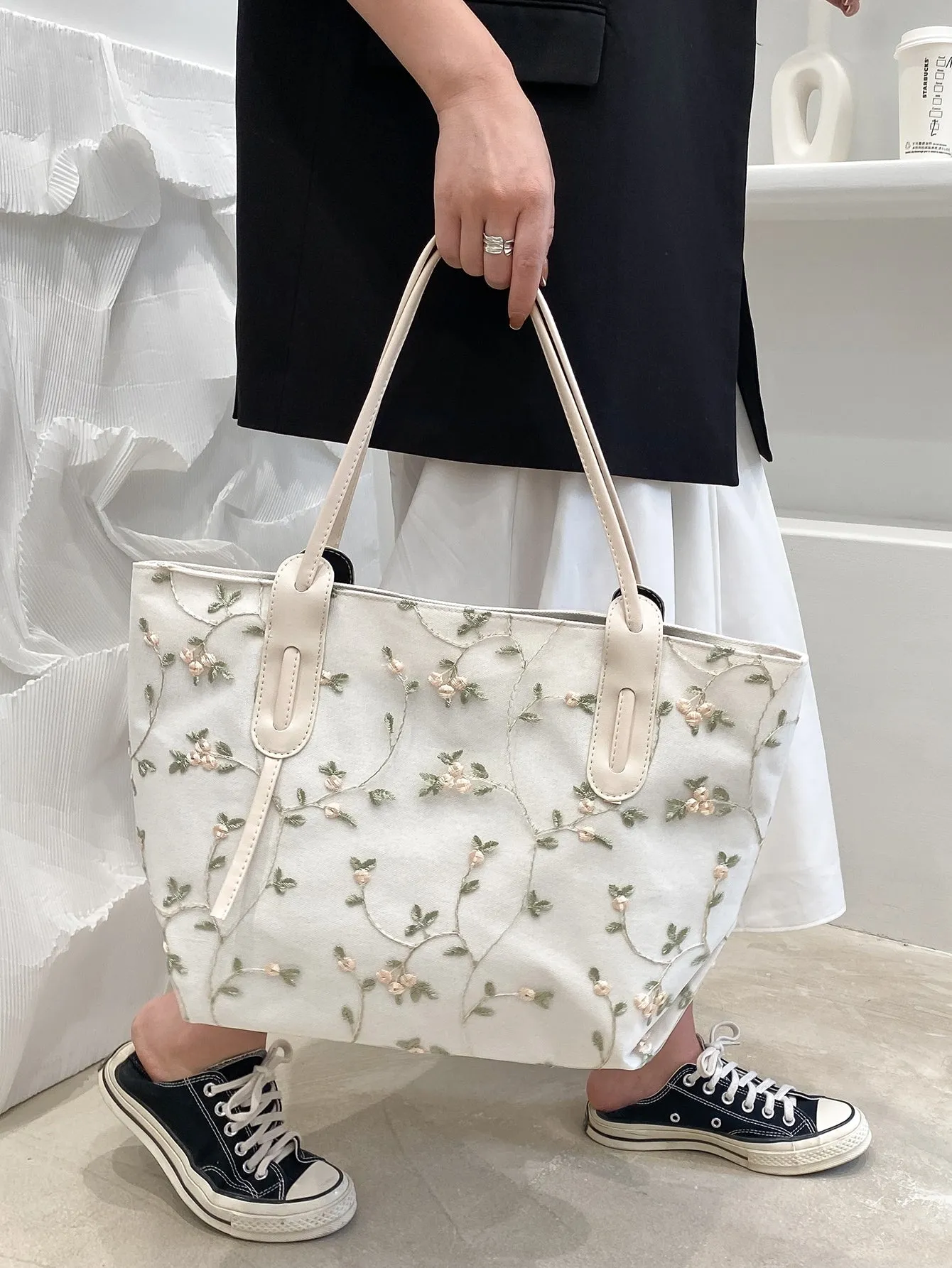 Floral Embroidery Shoulder Tote Bag