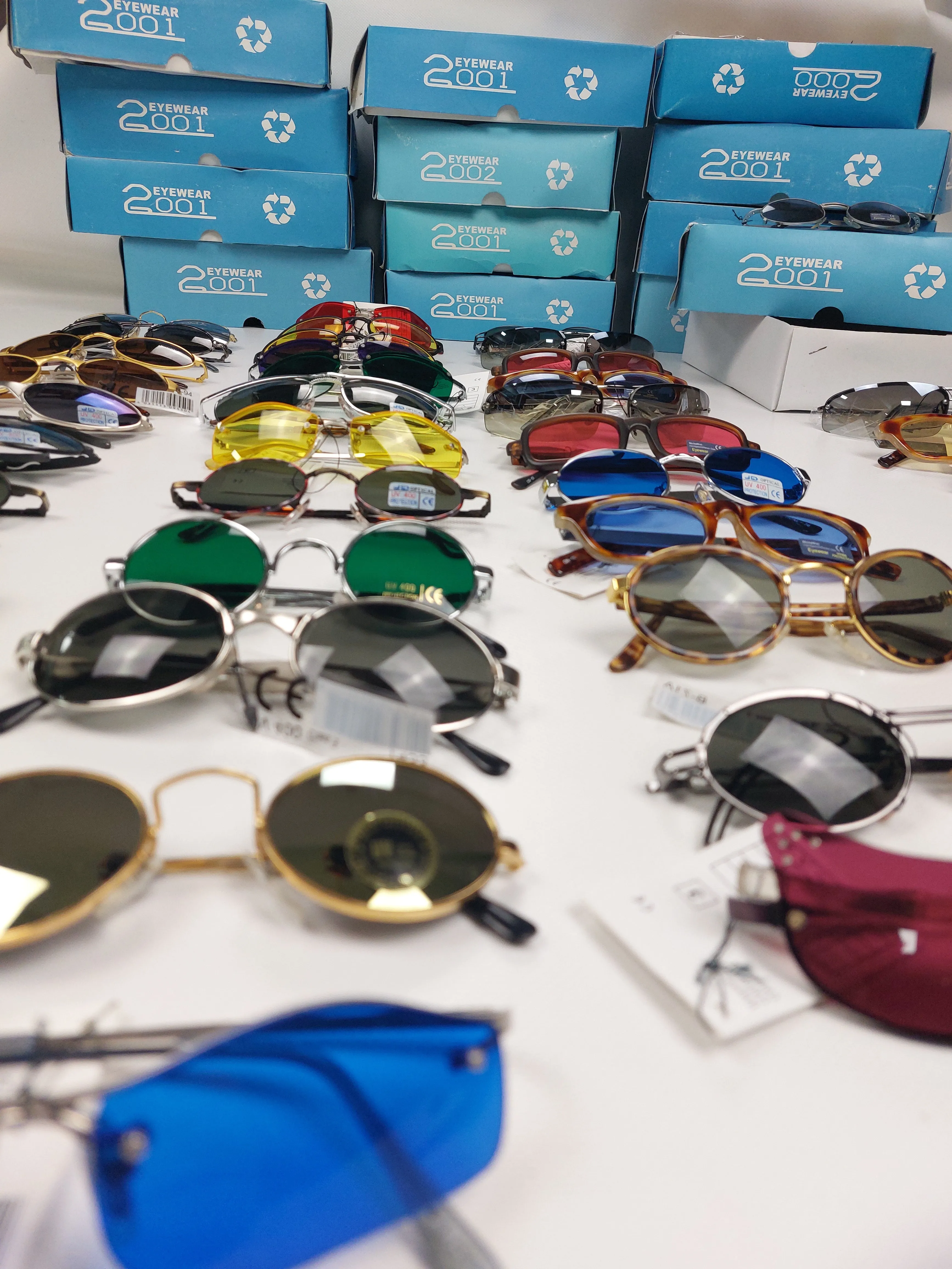 Vintage Y2K Sunglasses Deadstock - 50 pieces
